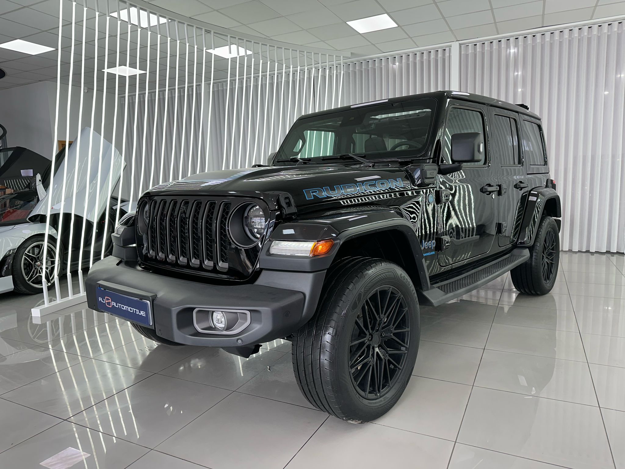 RUBICON 4XE UNLIMITED 2.0 ATX 380CV 4WD 8 VEL.