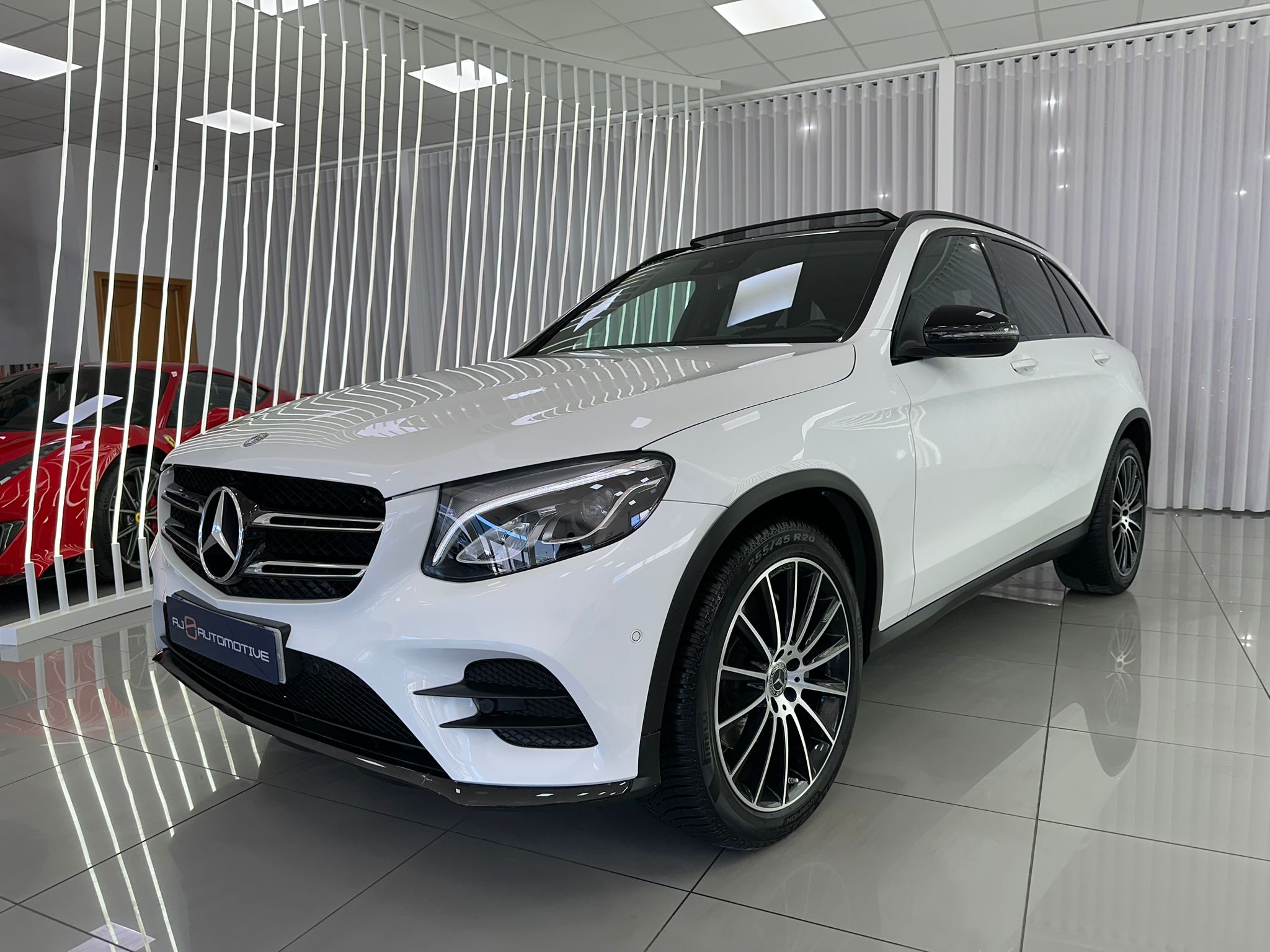 250D 4MATIC 204CV AMG 9G-TRONIC
