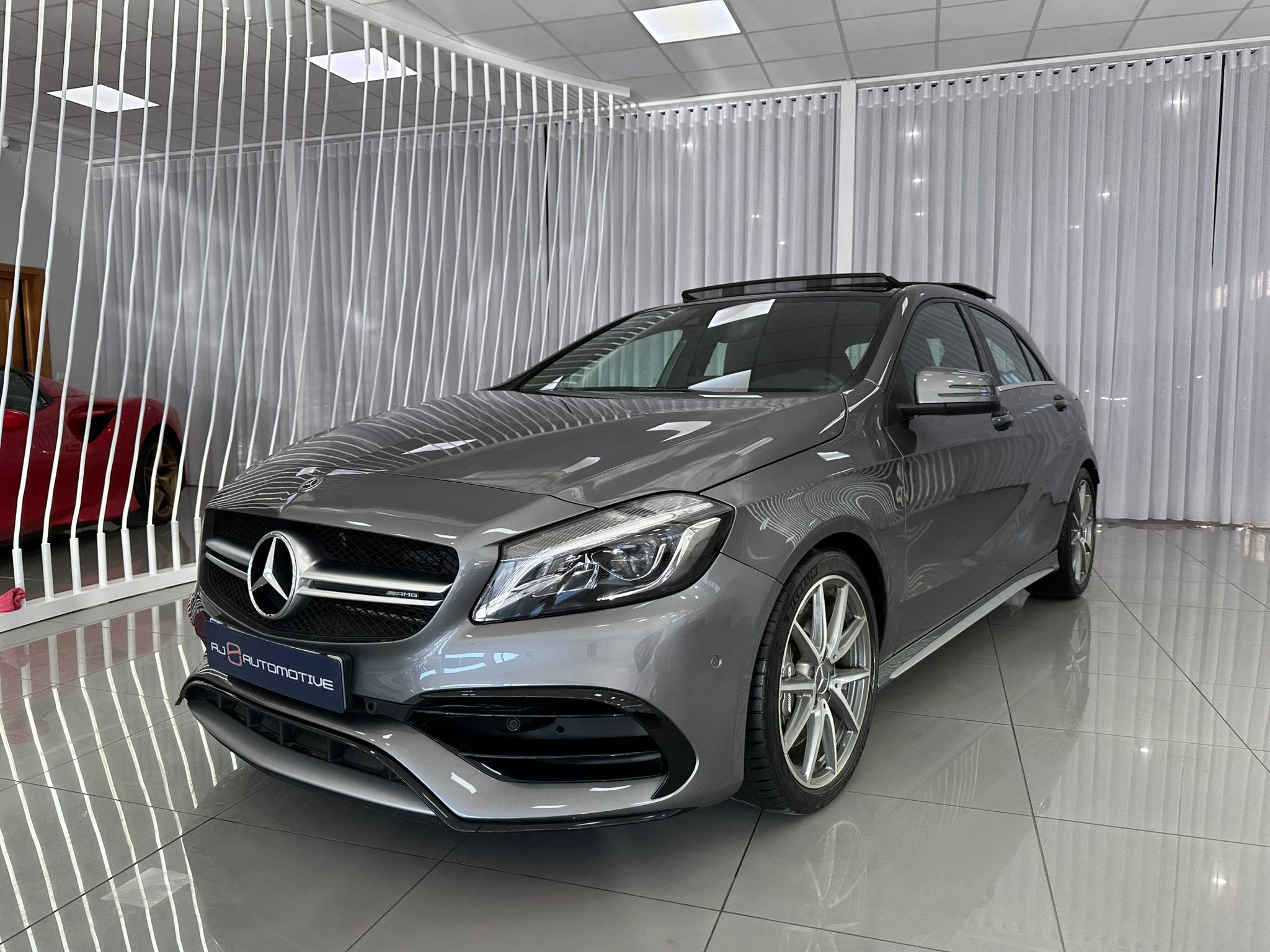 AMG 45 4MATIC 381CV 7G-TRONIC